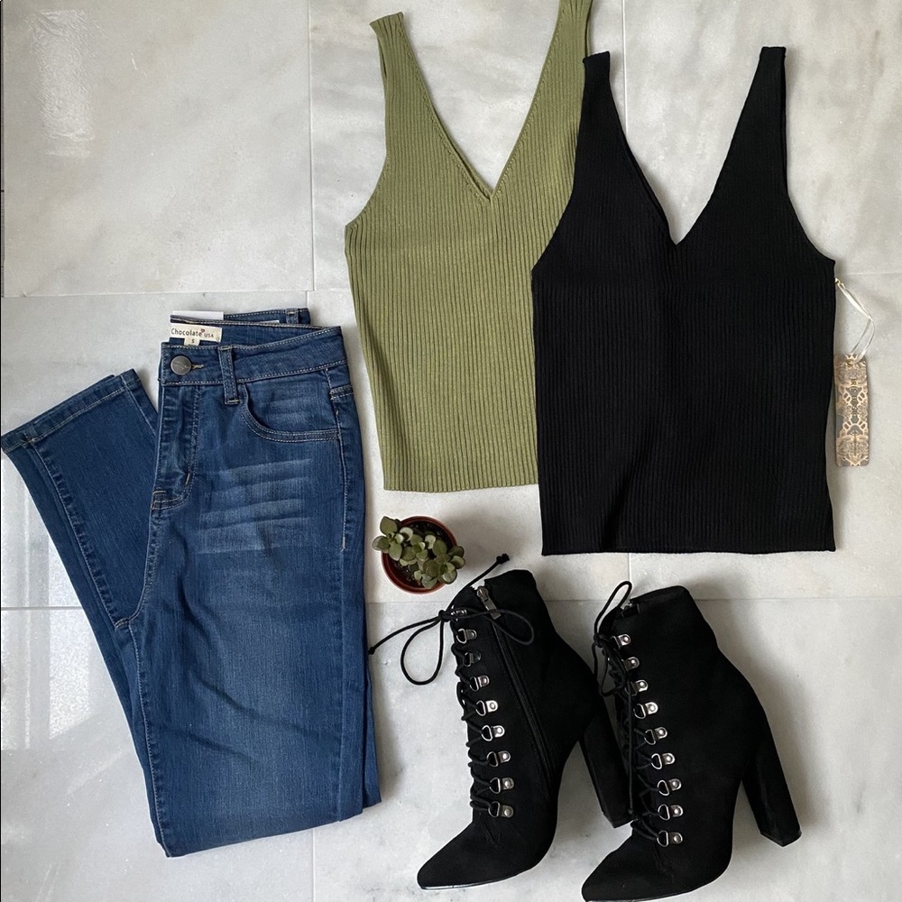 REBEL B SLEEVELESS OLIVE GREEN TANK TOP - BNWT